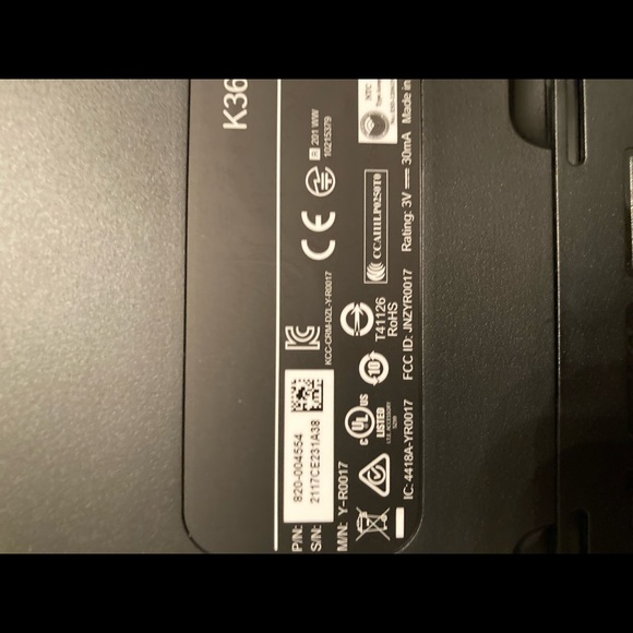 Logitech wireless keyboard. Compatible with windows only - Picture 13 of 14